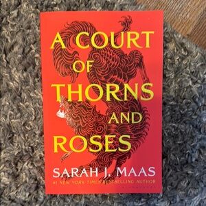 A Court of Thorns and Roses Book